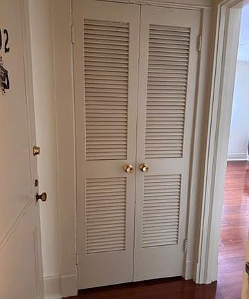 4th image of 1507 Napoleon Ave #202