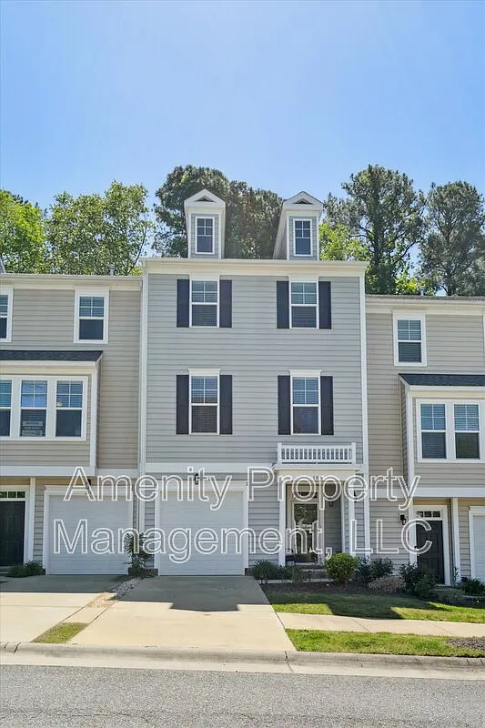 4 bed, 3.5 bath, 2059 sqft, $2,900 — Photo 1