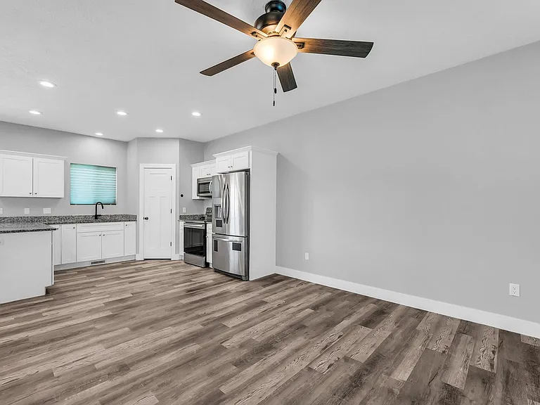 1133 E 3150 N — Photo 5