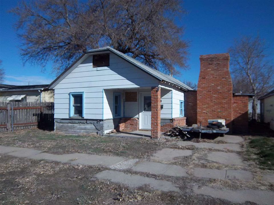 1st image of 2211 W 3rd St