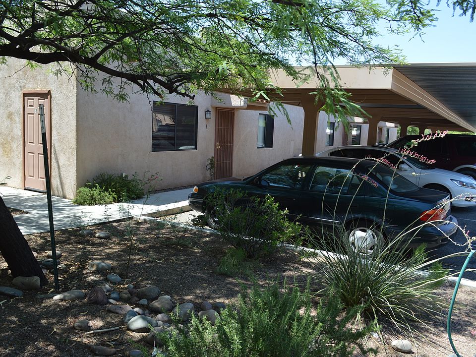 1st image of 3118 E Blacklidge Dr Unit 2