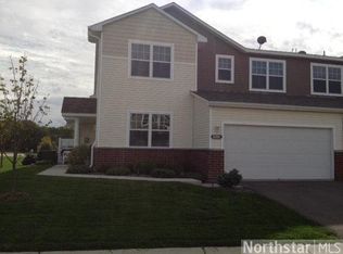 1589 Sumac Cir, Carver, MN 55315