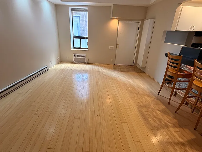 401 State St #P101 — Photo 22