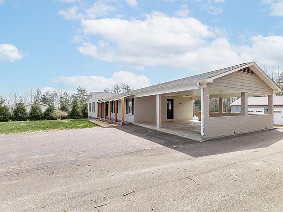 2nd image of 3538 Gladys Rd