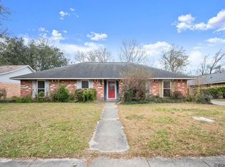 946 Shadybrook Dr, Baton Rouge, LA 70816
