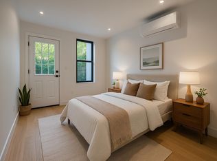 143 N 9th St APT 1L, Brooklyn, NY 11249