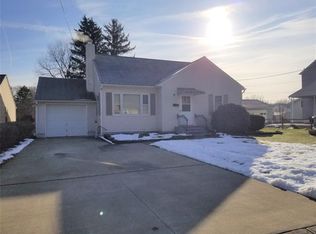 800 Morlando Dr, Endicott, NY 13760