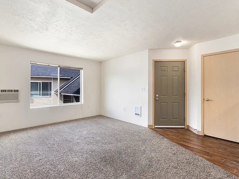 Boulder Apartments — Photo 28