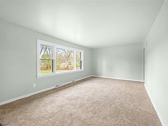 5th image of 4385 Rex Lake Dr