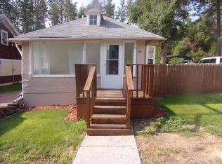 1917 Edgewood Ter, Hot Springs, SD 57747