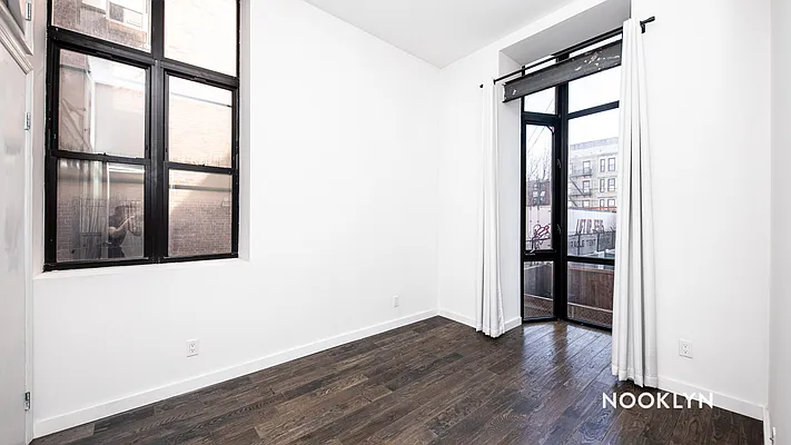 Rented by Nooklyn NYC LLC | media 12