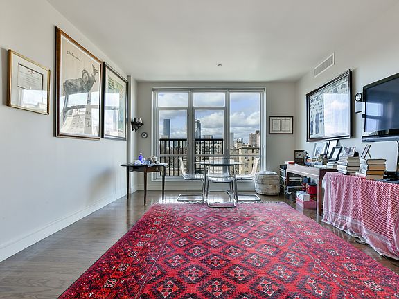 2nd image of 700 Harrison Ave Unit 507