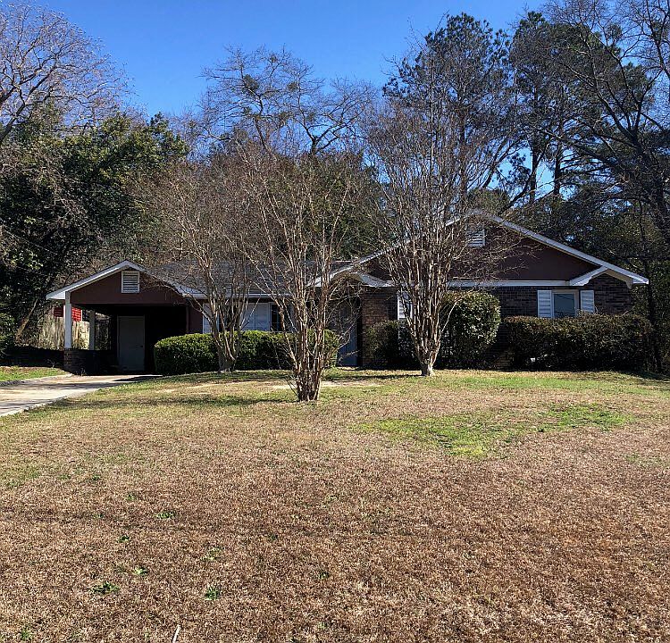 1st image of 115 Briarwood Cir