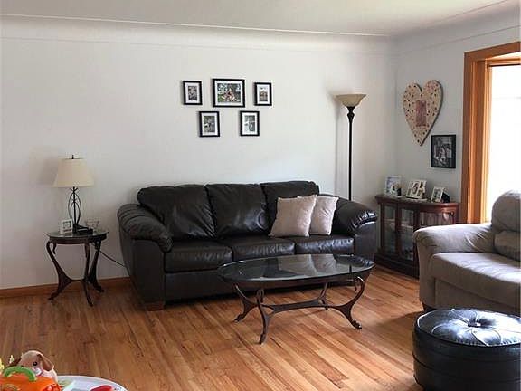 3rd image of 6299 Mariana Dr