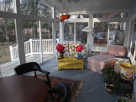 4th image of 3206 Juniper Ln
