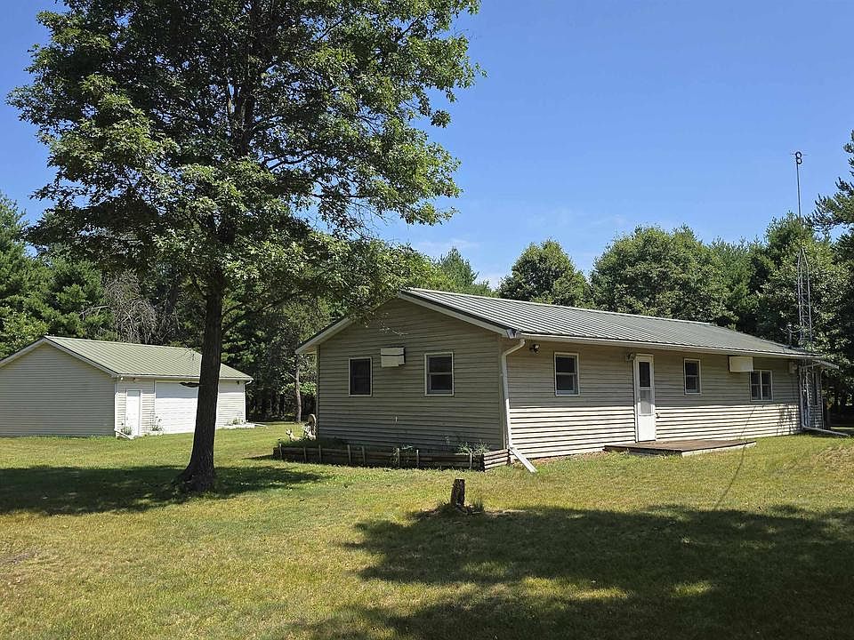 1st image of N15046 17TH AVENUE NORTH