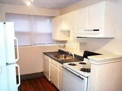402 Highland Ave #30T Photo 1