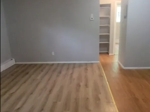 Affordable Apartment Living in Prime Cleveland Location!