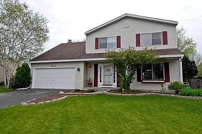 2815 Springdale Cir photo 1