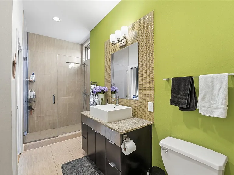 1406 Columbus St #206 — Photo 16