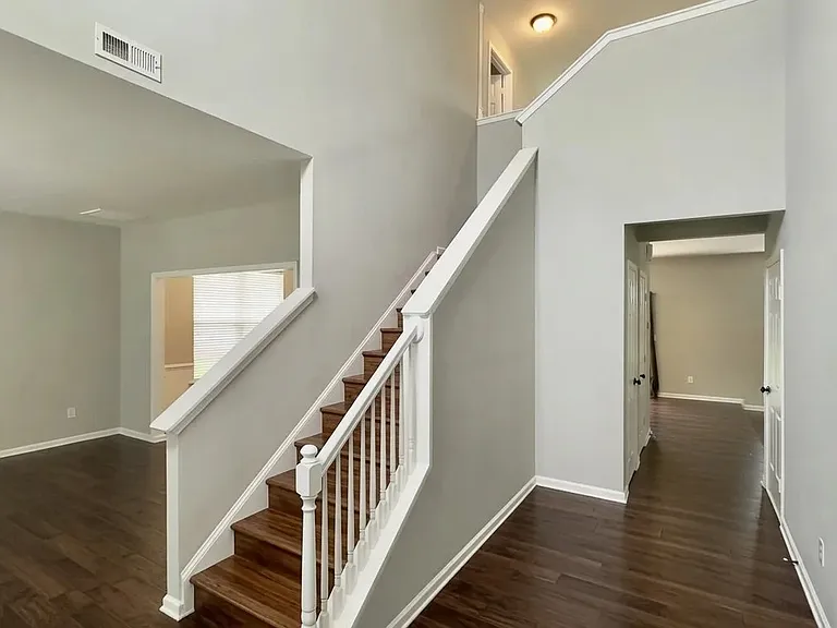 21 Ginger Gold Dr — Photo 3