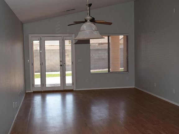 4th image of 965 E Vernoa St
