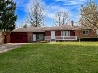 508 Ledge Rd, Macedonia, OH 44056