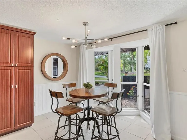 4696 Pompano St — Photo 26