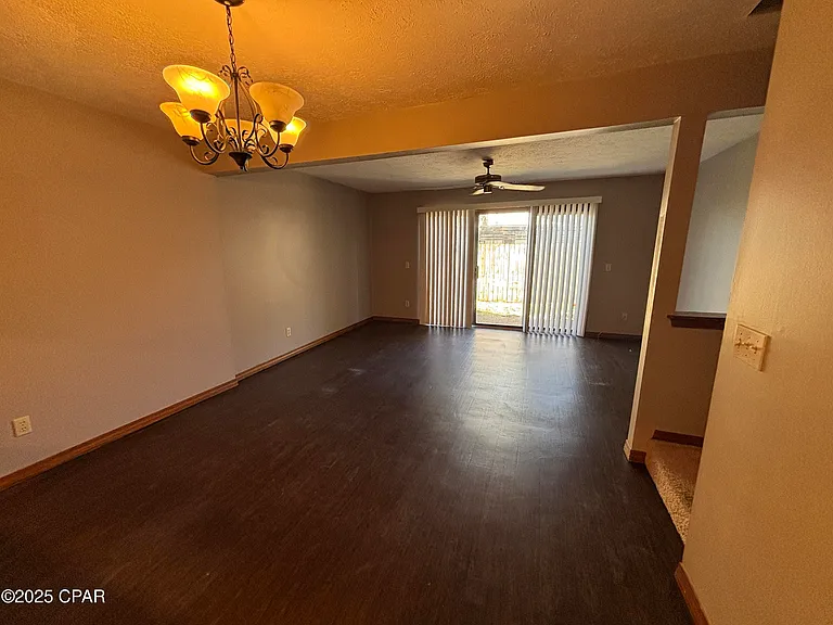 6441 Oakshore Dr — Photo 3