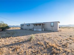 4309 N Cowlic Rd, Golden Valley, AZ 86413