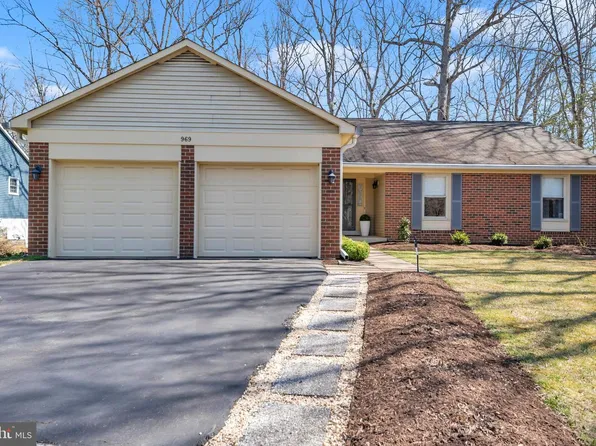 969 Running Brook Way, Annapolis, MD 21401
