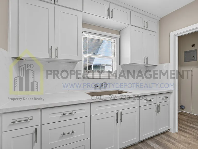 3230 W St — Photo 9