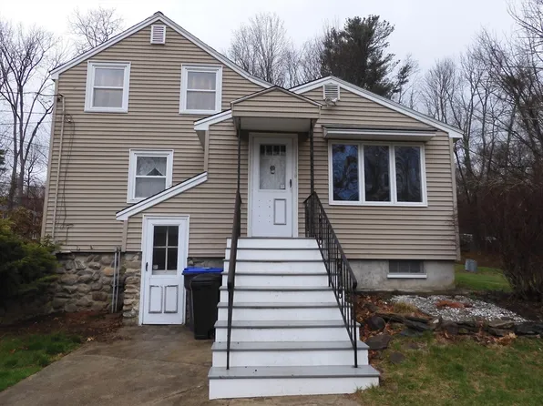 174 Dracut St, Methuen, MA 01844