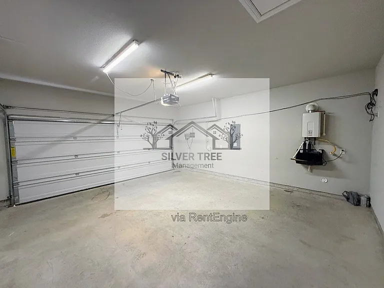 10921 Rockchapel Dr — Photo 36