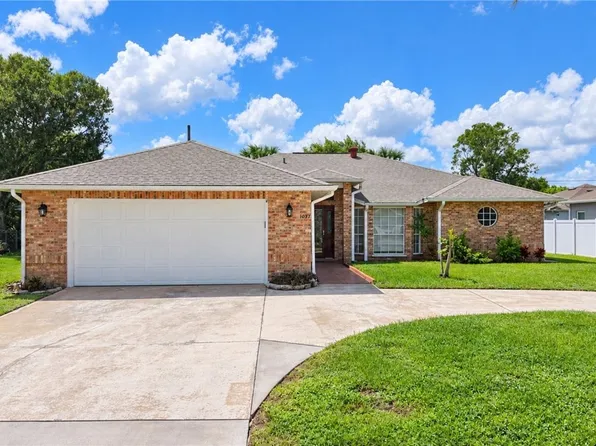 1037 Topsail Ln, Sebastian, FL 32958