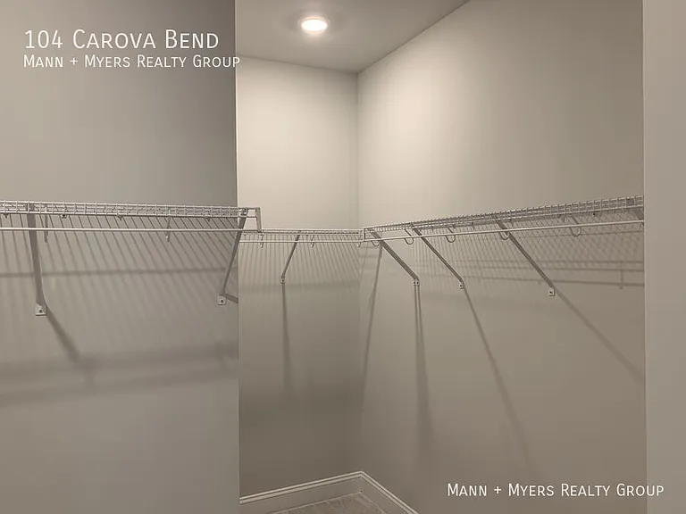 104 Carova Bnd — Photo 16