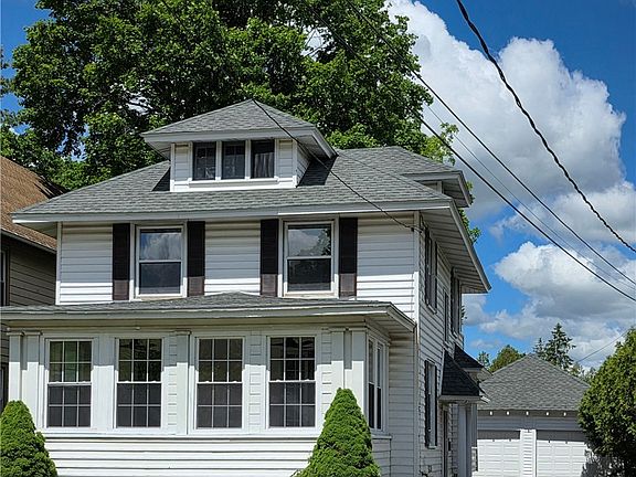 2nd image of 1706 Oneida St