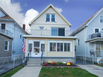 204 Roesch Ave, Buffalo, NY, 14207