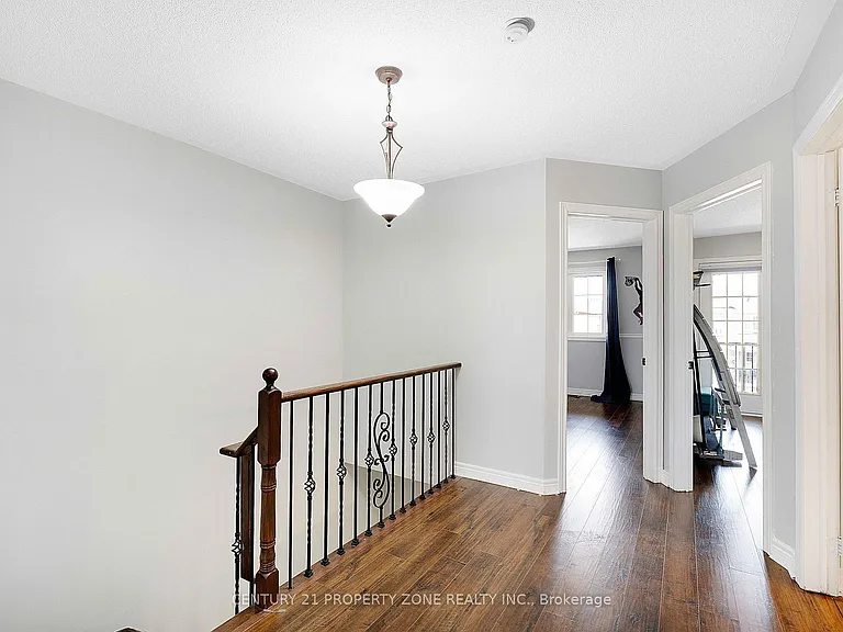 3893 Manatee Way #UPPER — Photo 15