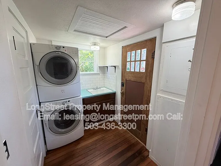 2320 State St — Photo 21