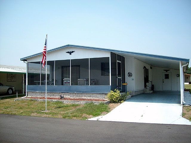 1st image of 3074 Junction Cir