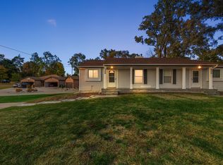 8325 22 Mile Rd, Utica, MI 48317