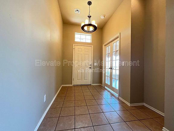 2nd image of 1709 Del Simmons Dr
