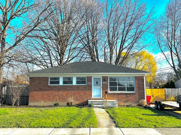 17225 Bell Ave, Eastpointe, MI 48021