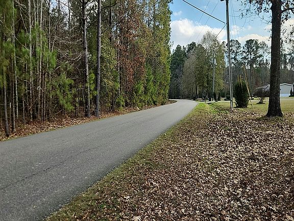 4th image of 28550 Henry White Rd