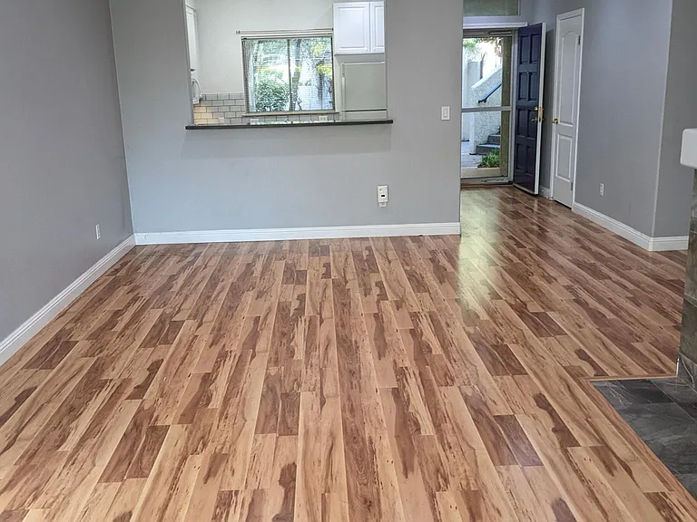 2585 Park Blvd #Z108 — Photo 2