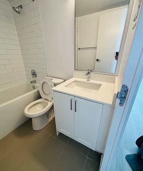 500 Duplex Ave #408 — Photo 8