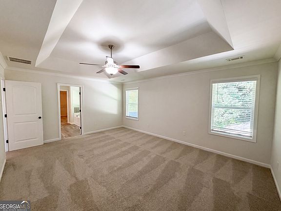 4th image of 239 Stonecreek Bnd