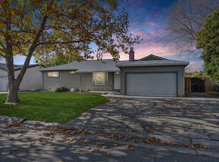 3721 Holloway Ln, Carmichael, CA 95608