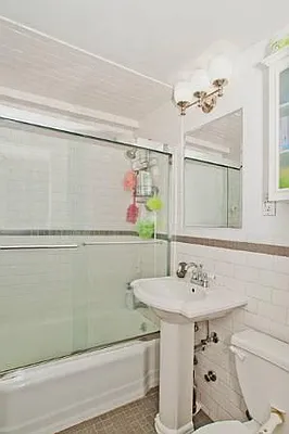 Sold by Reaction | media 12